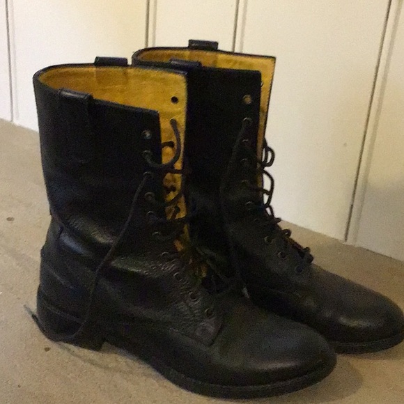Women’s 1937 Madewell Combat Boots - Picture 1 of 4